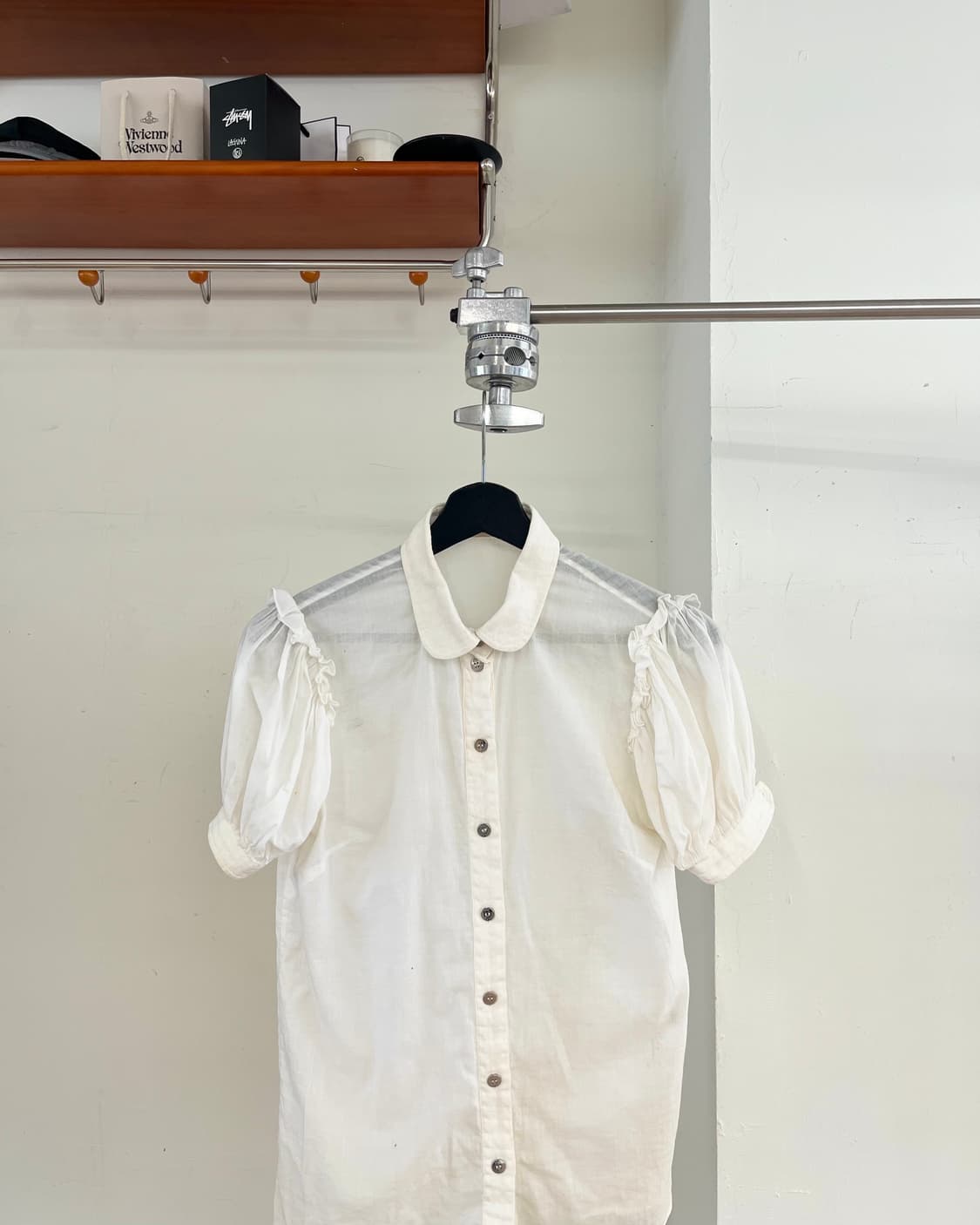 돌체 앤 가바나 화이트 코튼 퍼프 슬리브 셔츠 상품이미지2