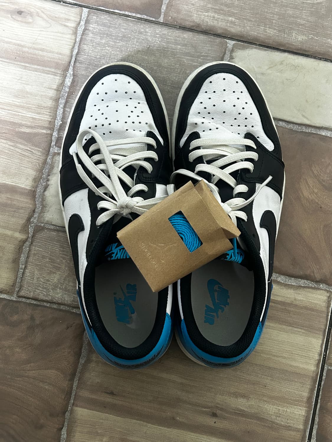 조던 1 레트로 로우 OG 블랙 앤 다크 파우더 블루 270 사이즈 상품이미지6