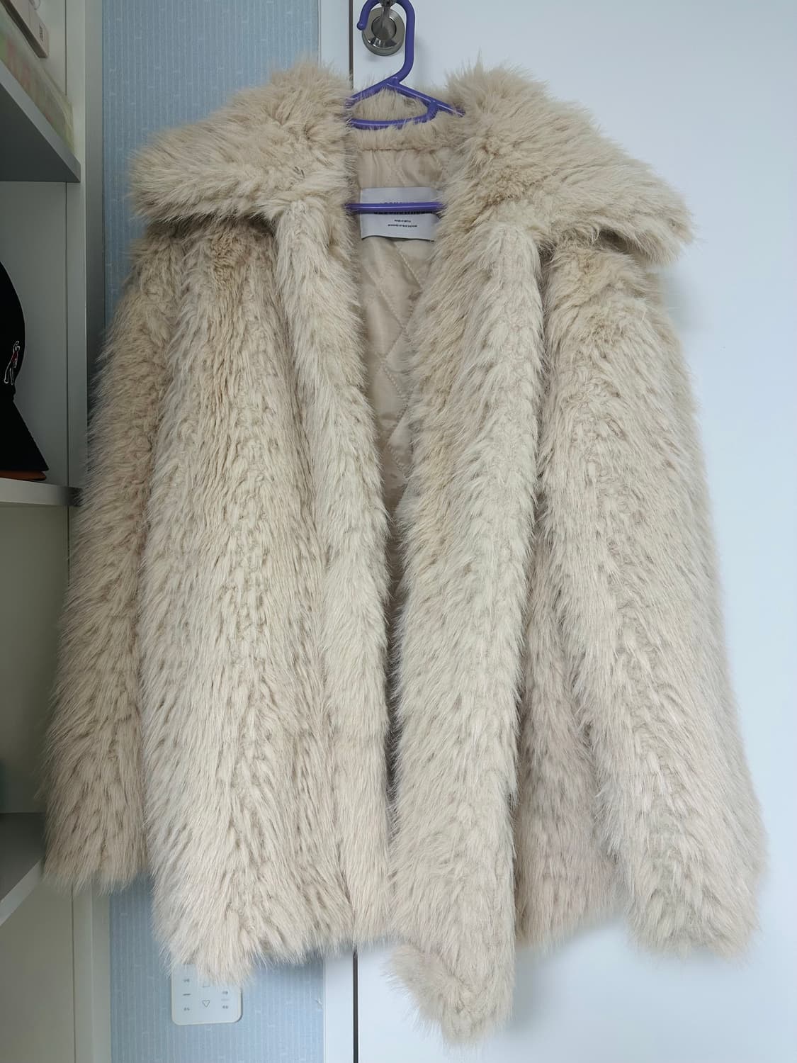 320쇼룸 페이크퍼 자켓 상품이미지3