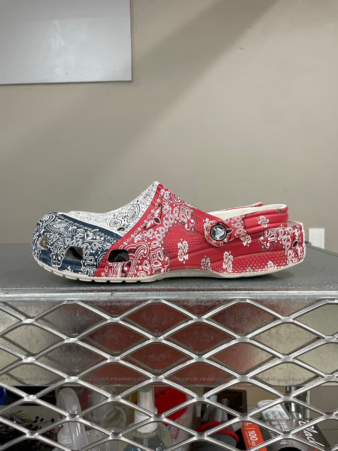 크록스 반다나 클로그 멀티 M10 상품이미지1