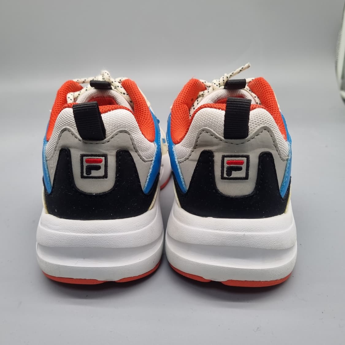 휠라 루미넌스 여성운동화230 상품이미지3