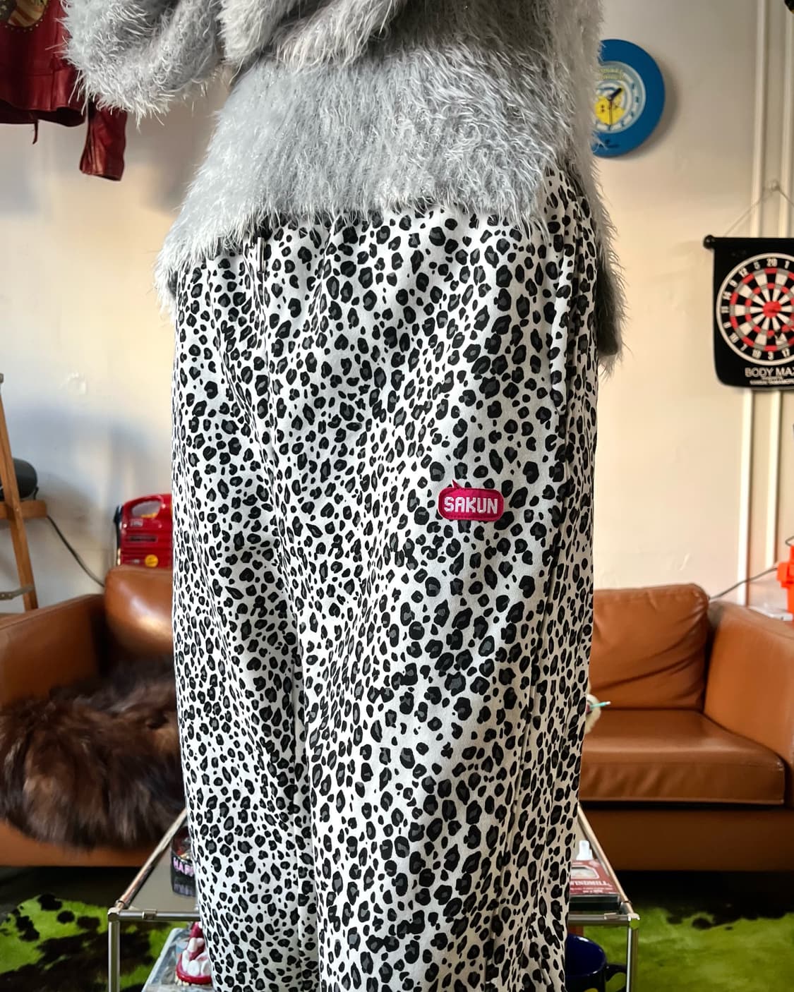 2000s PIZOFF X SAKUN Leopard Sweat Pants 상품이미지2