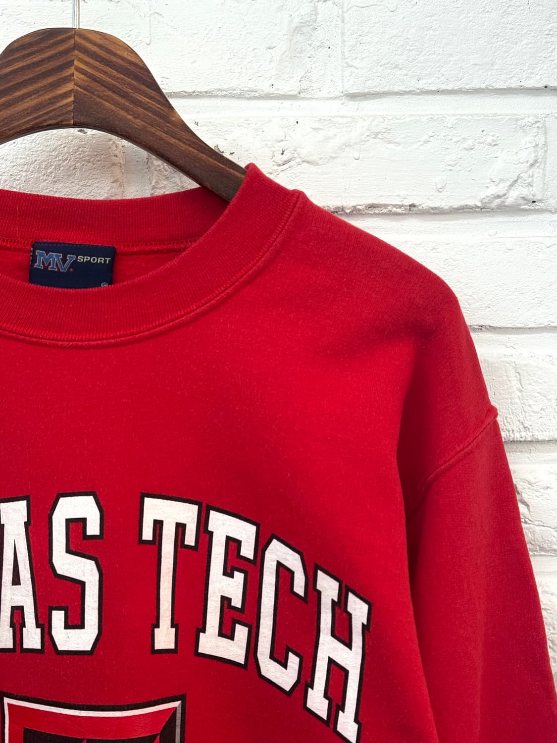 MV sport 레드 텍사스테크 맨투맨 상품이미지4