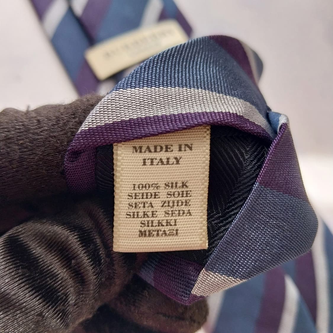 버버리 네이비 퍼플 스트라이프 넥타이 8.5cm A+등급 K2398
 상품이미지10