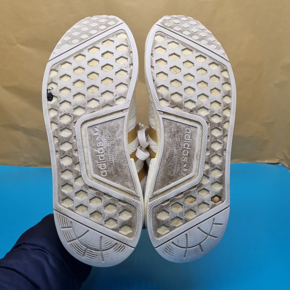 아디다스 NMD R1 운동화245  상품이미지3