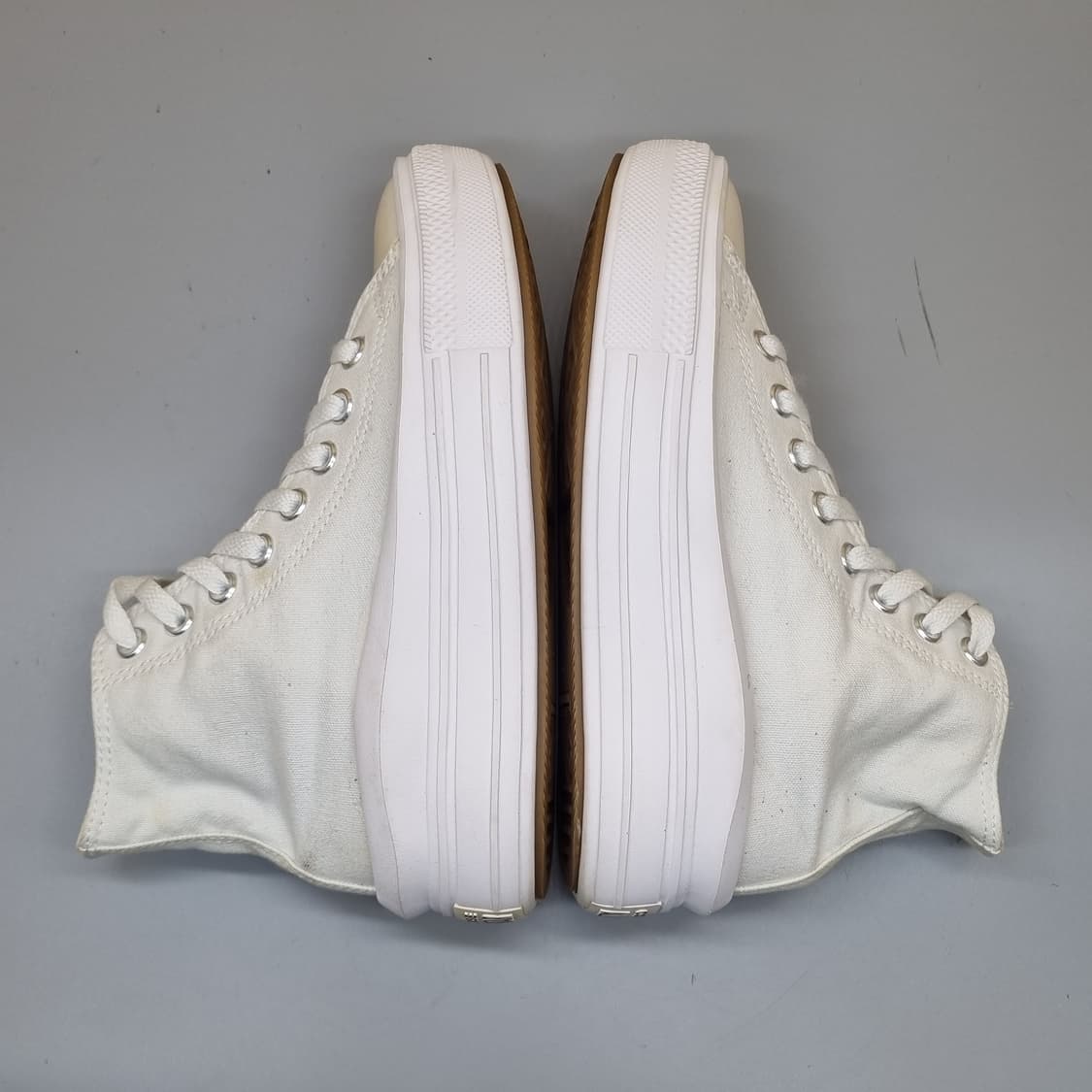 컨버스 척테일러 화이트 여성하이탑230 상품이미지5