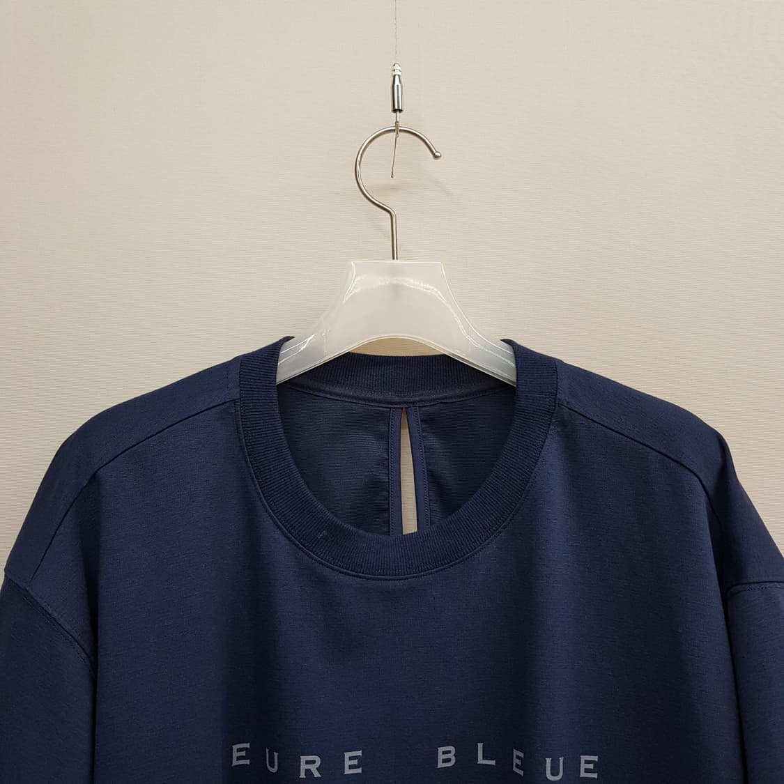 한섬 시스템 2023 레터링 크롭 반팔 스웻셔츠 F사이즈 상품이미지2