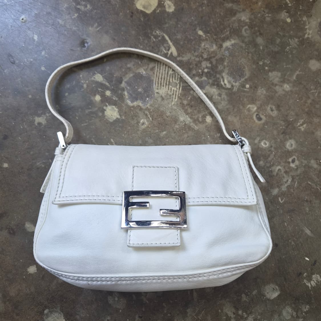 FENDI 펜디 핸드백 가방 미니백 팬디 상품이미지2