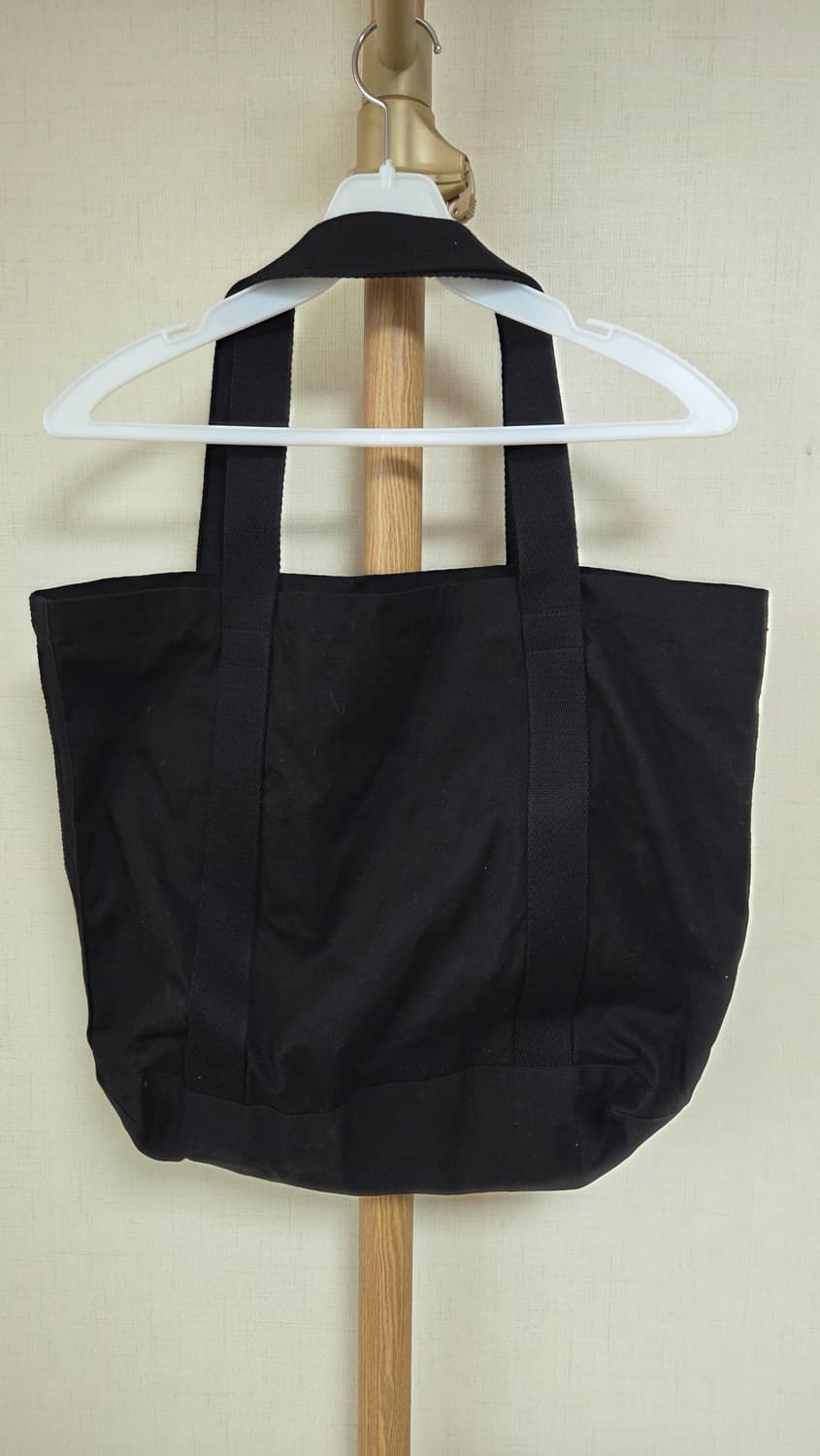 메종키츠네 블랙 로고 토트백 상품이미지2