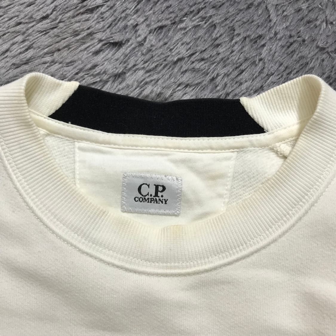 [[L, QR정품] C.P 컴퍼니 싱글 렌즈 맨투맨@216 상품이미지8