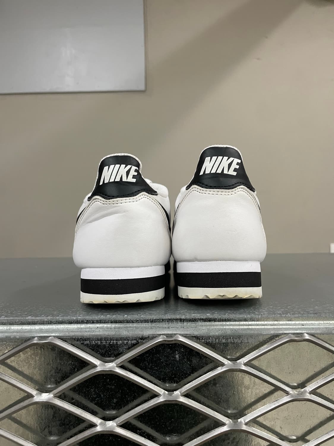 나이키 클래식 코르테즈 화이트 블랙 280 상품이미지3