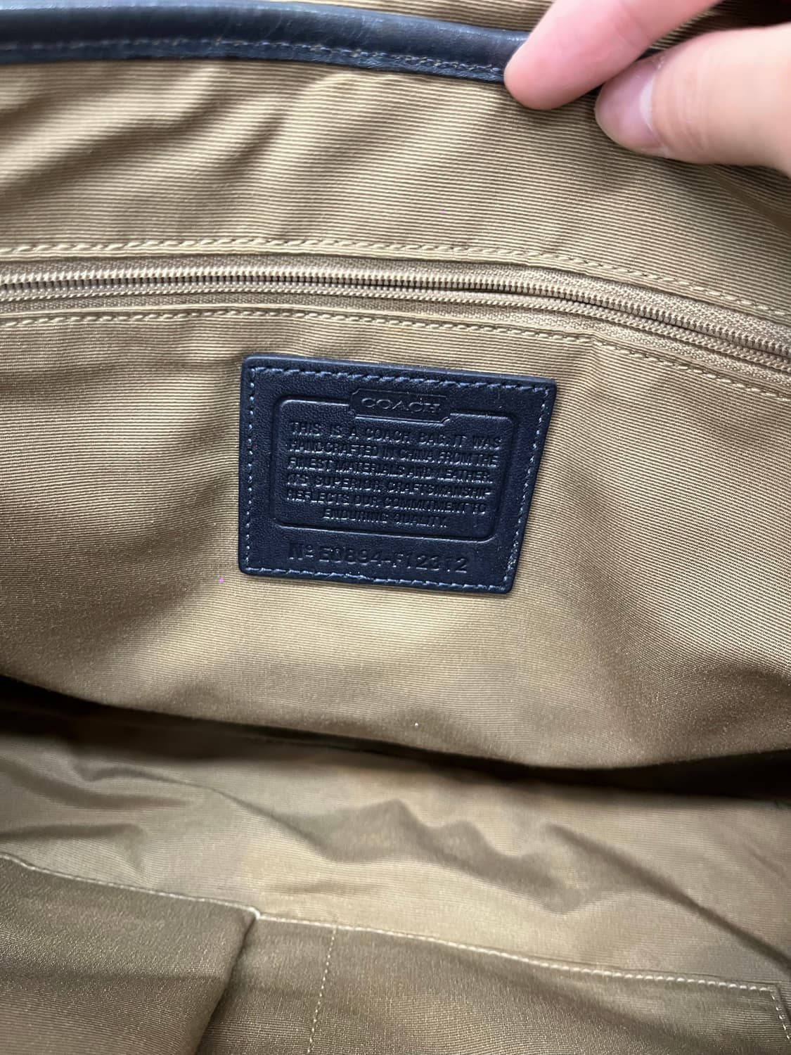 Coach Gray & Navy Shoulder Bag 상품이미지8