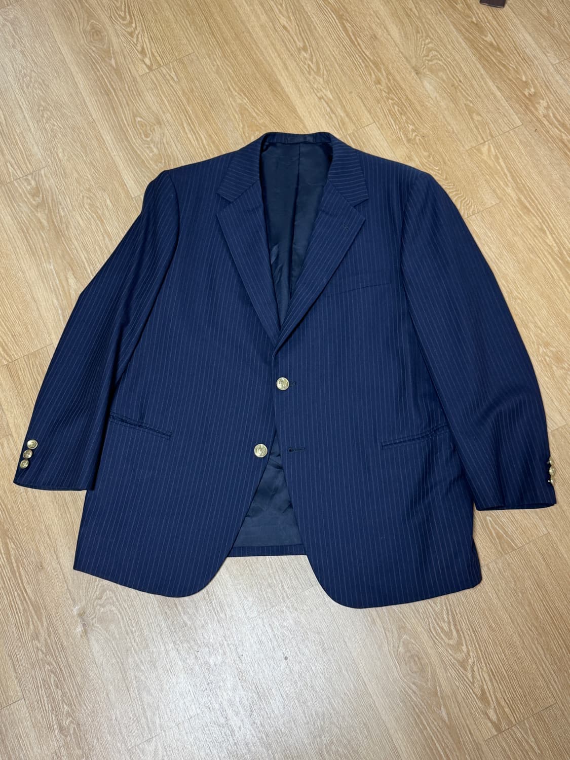 울 100% 핀 스트라이프 금장 블레이저 상품이미지1