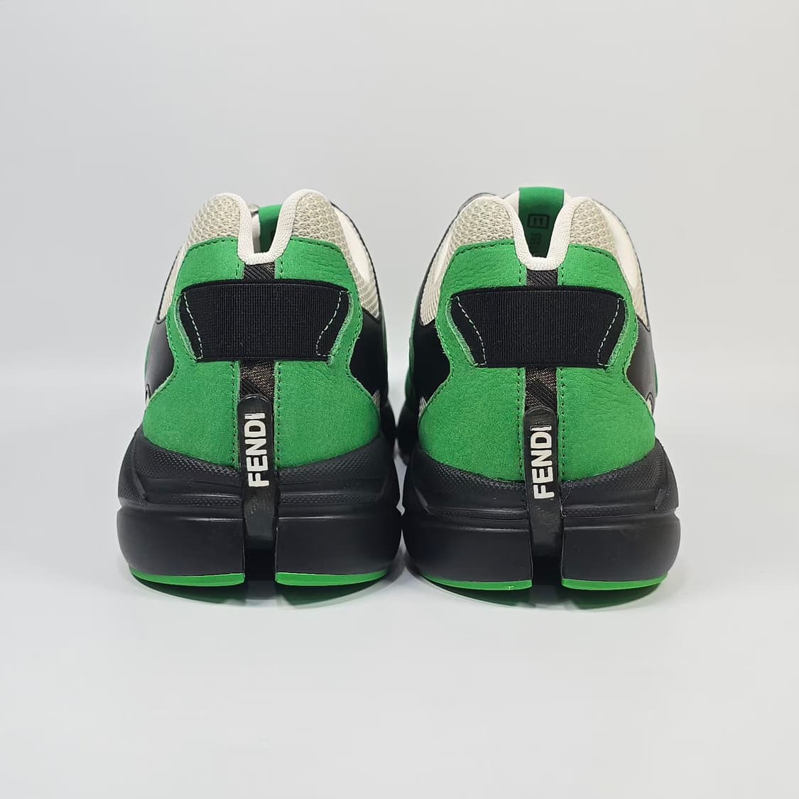 펜디 패스터 트레이너 스니커즈 ( 300 ) 상품이미지3