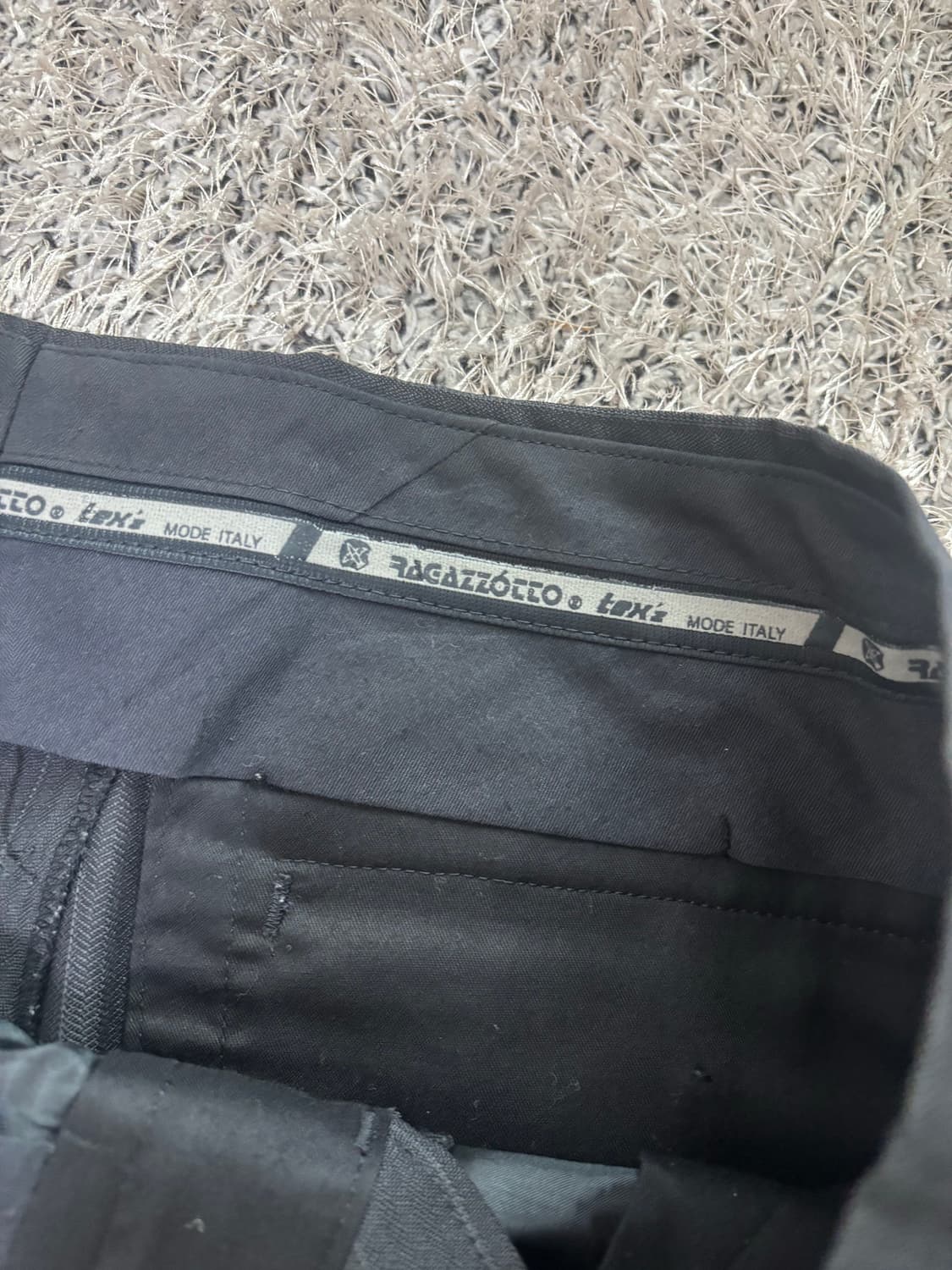 일본판 지안프랑코페레 슬랙스 사이즈 34 상품이미지3