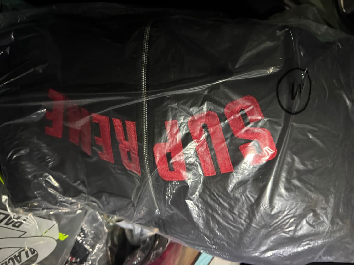 슈프림 아크 써멀 라인드 집업 후드 블랙 M 새상품 판매합니다. 상품이미지2