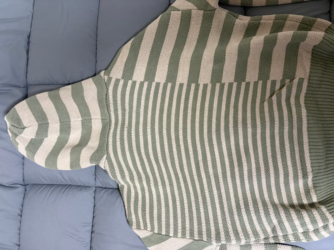 언발란스 스트라이프 니트 후드 집업 상품이미지5