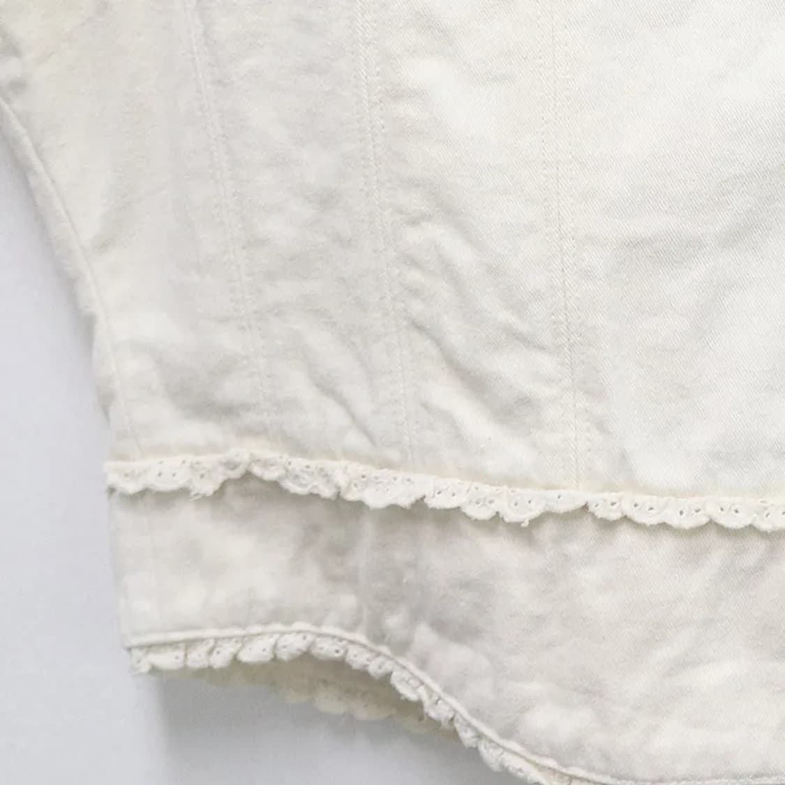 JENNYFER 레이스 디테일 베스트 59231 상품이미지7