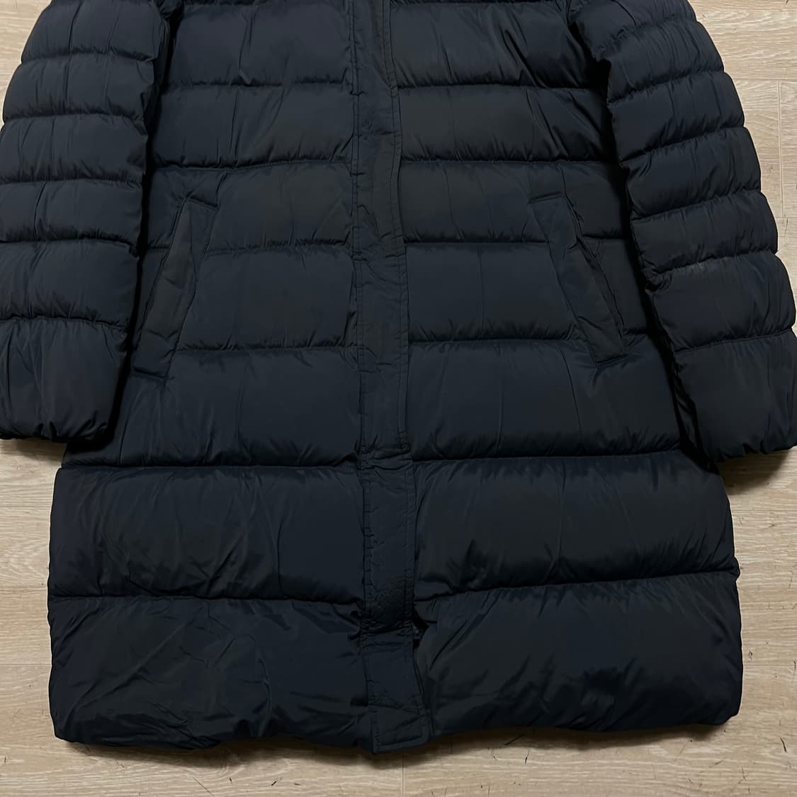 쉬즈미스 여성 덕다운 폭스퍼 트리밍 스탠드넥 롱패딩 [블랙] FREE 상품이미지3