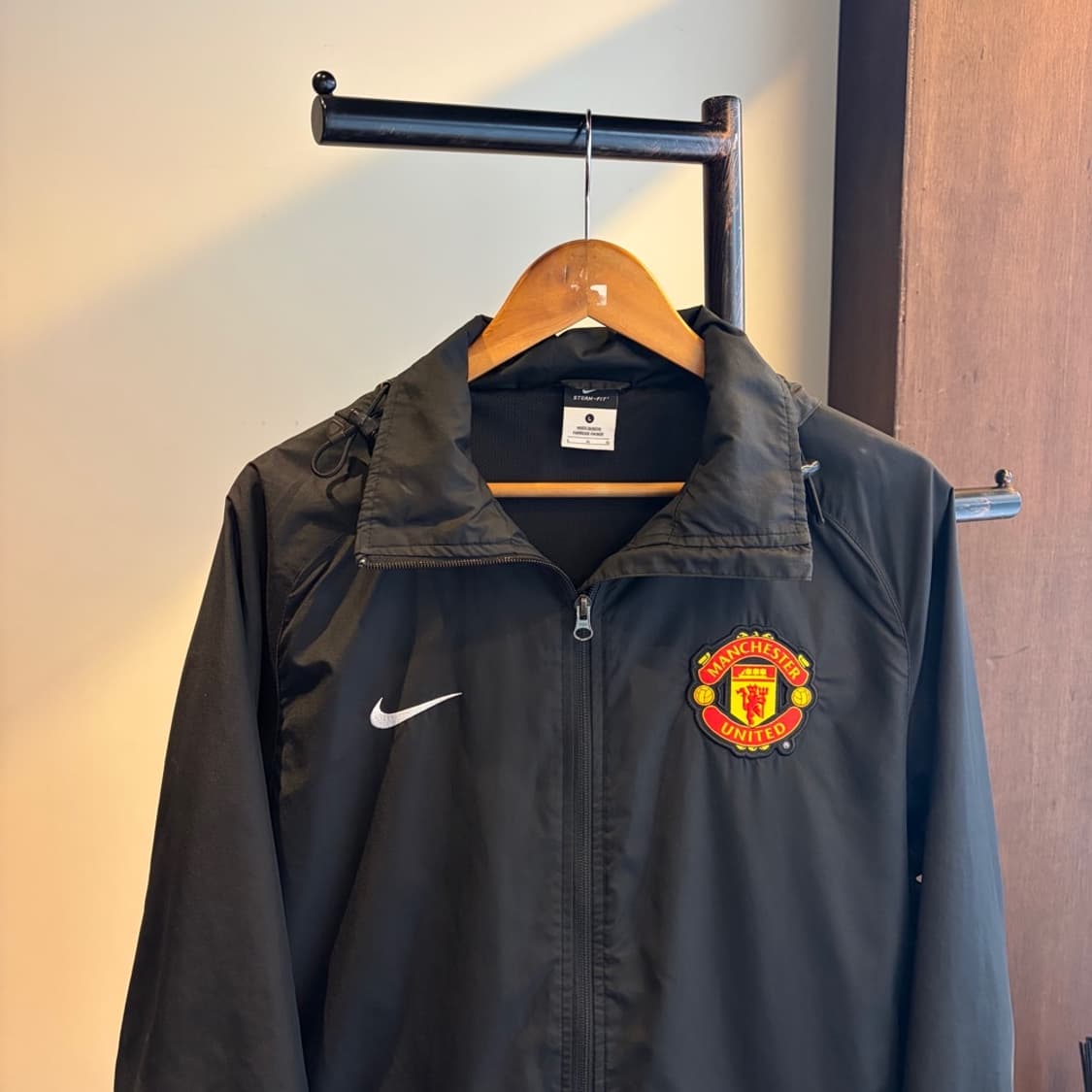 15629 - 나이키 맨유 바람막이 자켓 상품이미지1