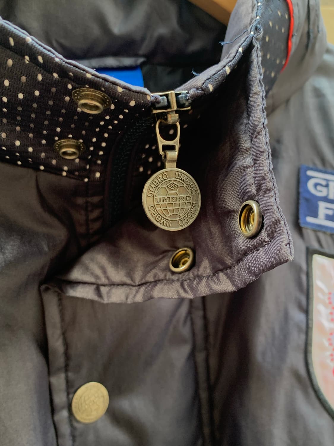 98/99 엄브로 잉글랜드 국가대표팀 벤치 파카 상품이미지4