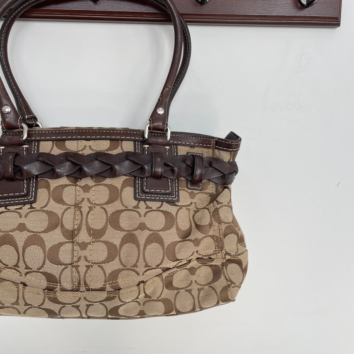 코치 y2k 시그니처 캔버스 토트백 상품이미지6