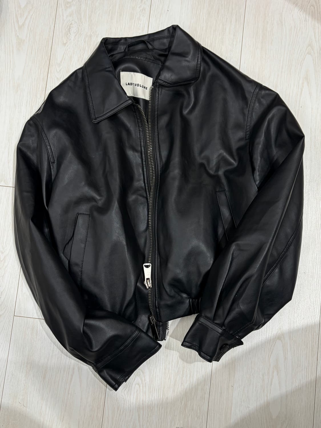 레이디볼륨 가죽자켓 상품이미지1