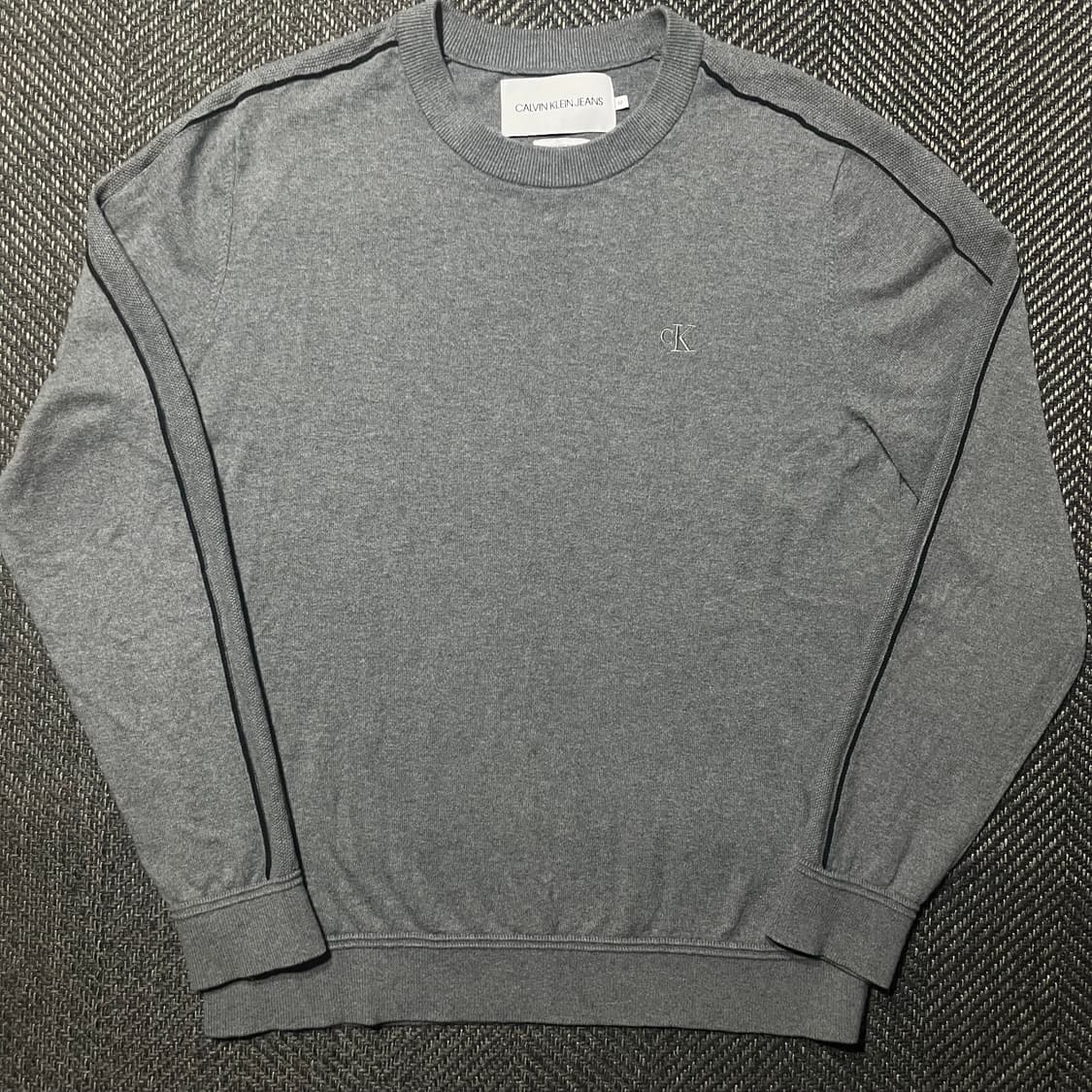 CALVIN KLEIN JEANS 캘빈클라인 캐시미어 니트 상품이미지2