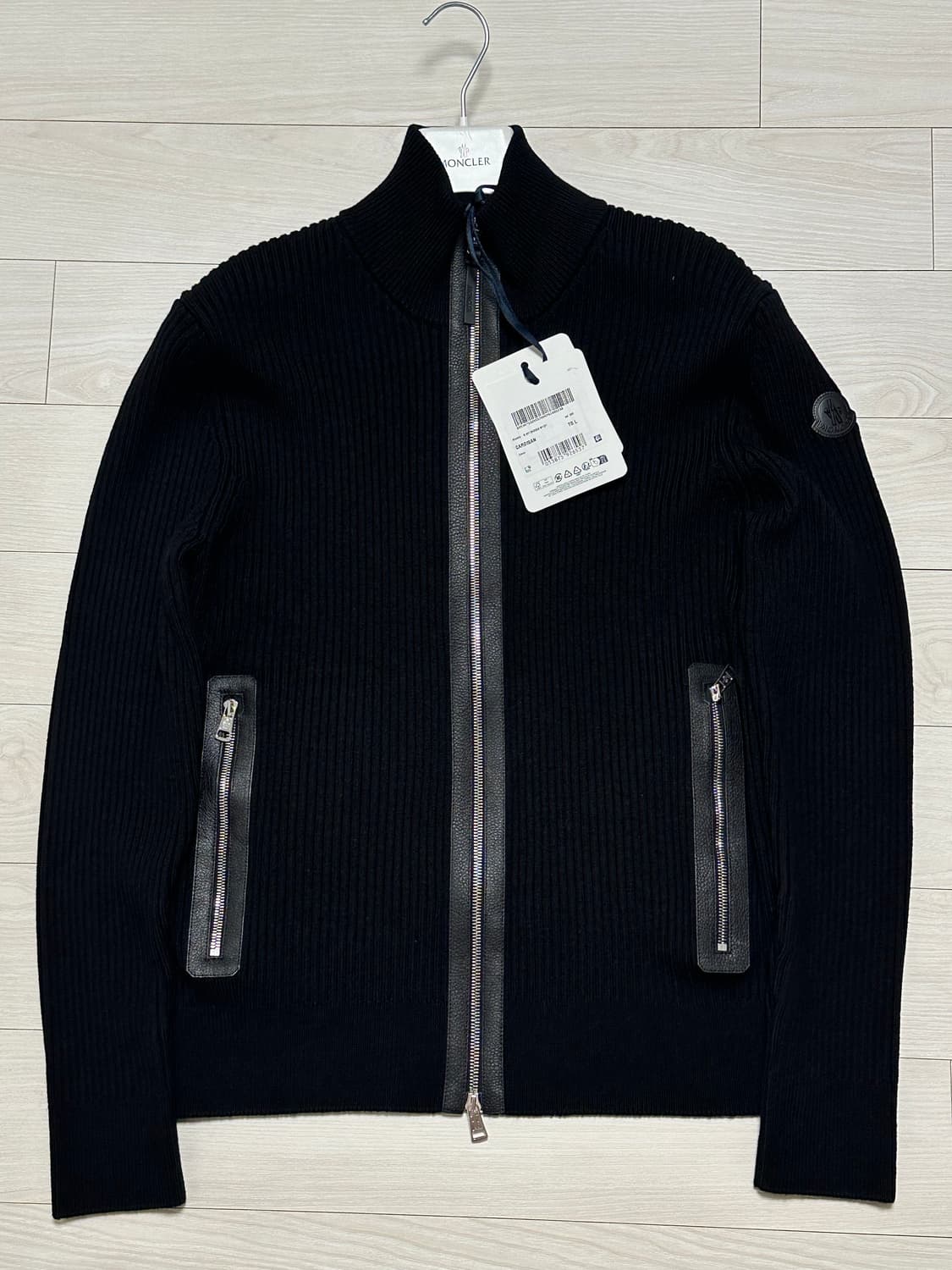 몽클레어 트리콧 니티드 레더포인트 자켓 23fw 새상품 상품이미지4