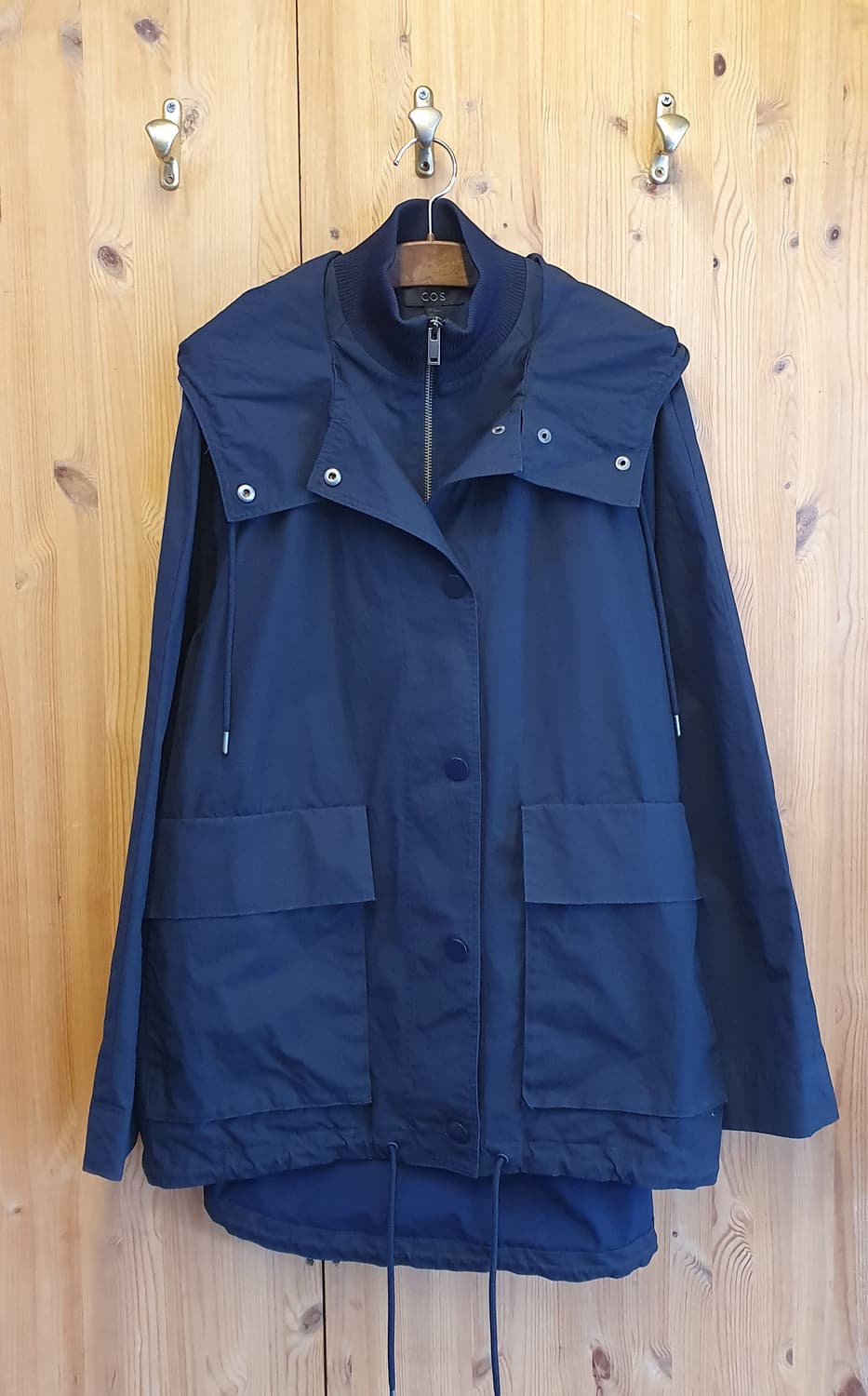 77.COS 피쉬테일 후드점퍼 상품이미지1