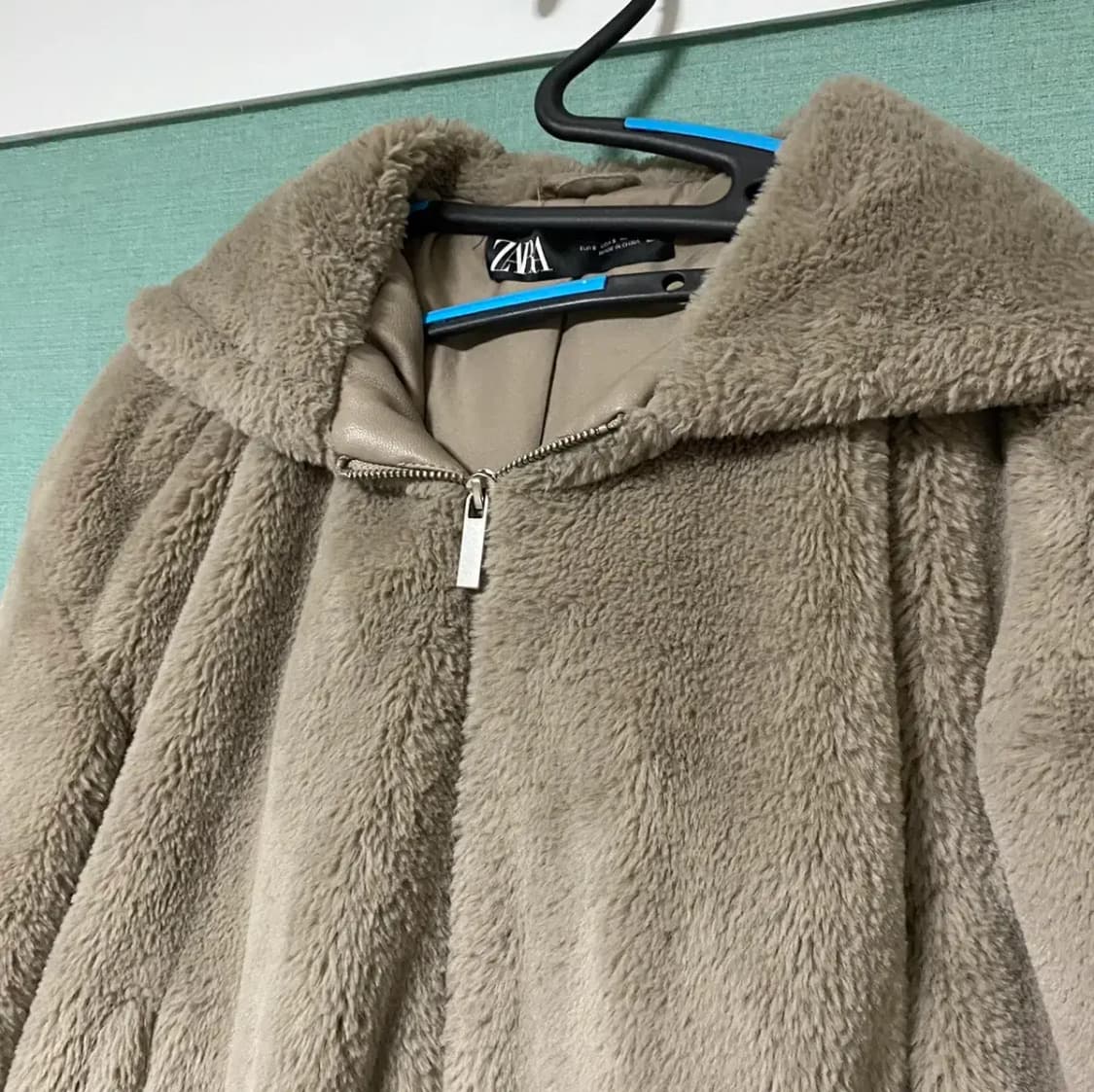 자라 후드집업 퍼집업 퍼후드 퍼자켓 브라운 퍼점퍼 퍼코트 퍼후드집업 코트 상품이미지5