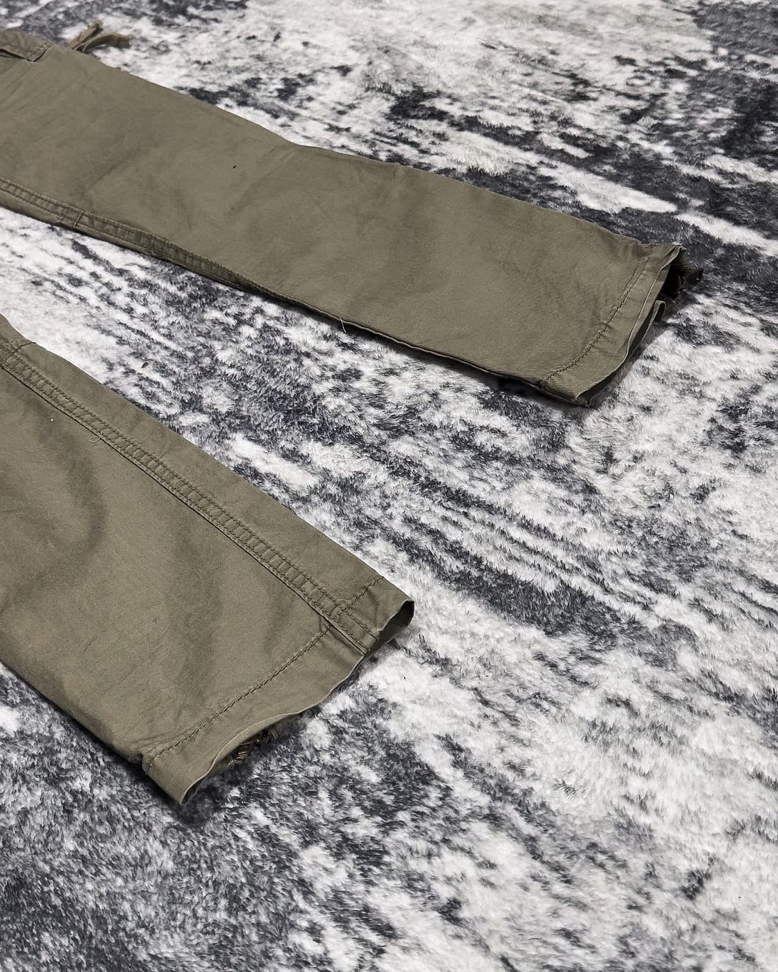 {Moussy} Khaki Long Zip Cargo Pants  상품이미지8
