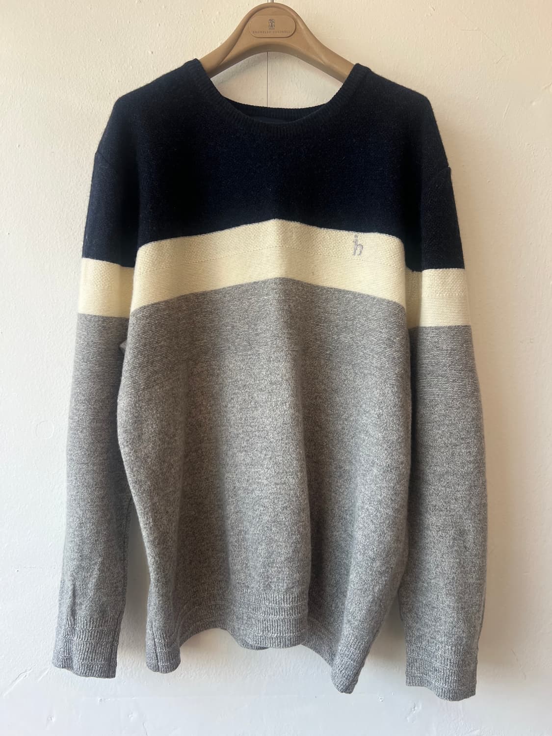 헤지스 남성 그레이 라운드울니트 상품이미지2