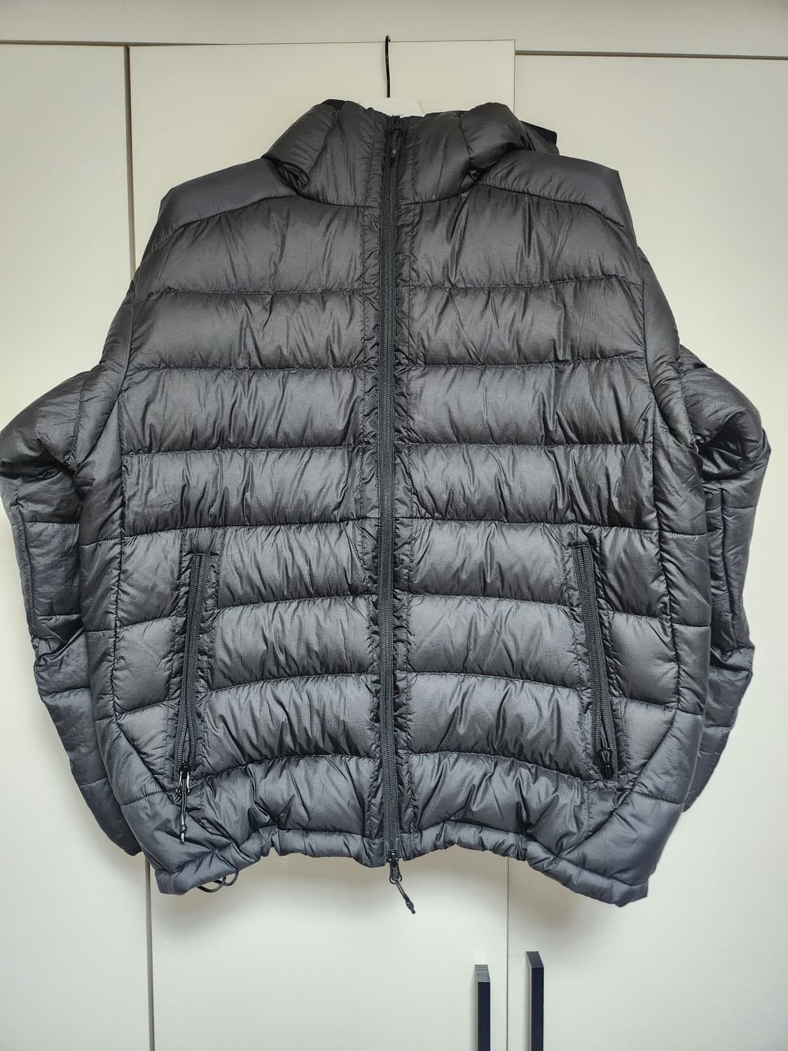 [1] 모이프 헬리움 후디드 다운 자켓 경량패딩 블랙 새상품 상품이미지2