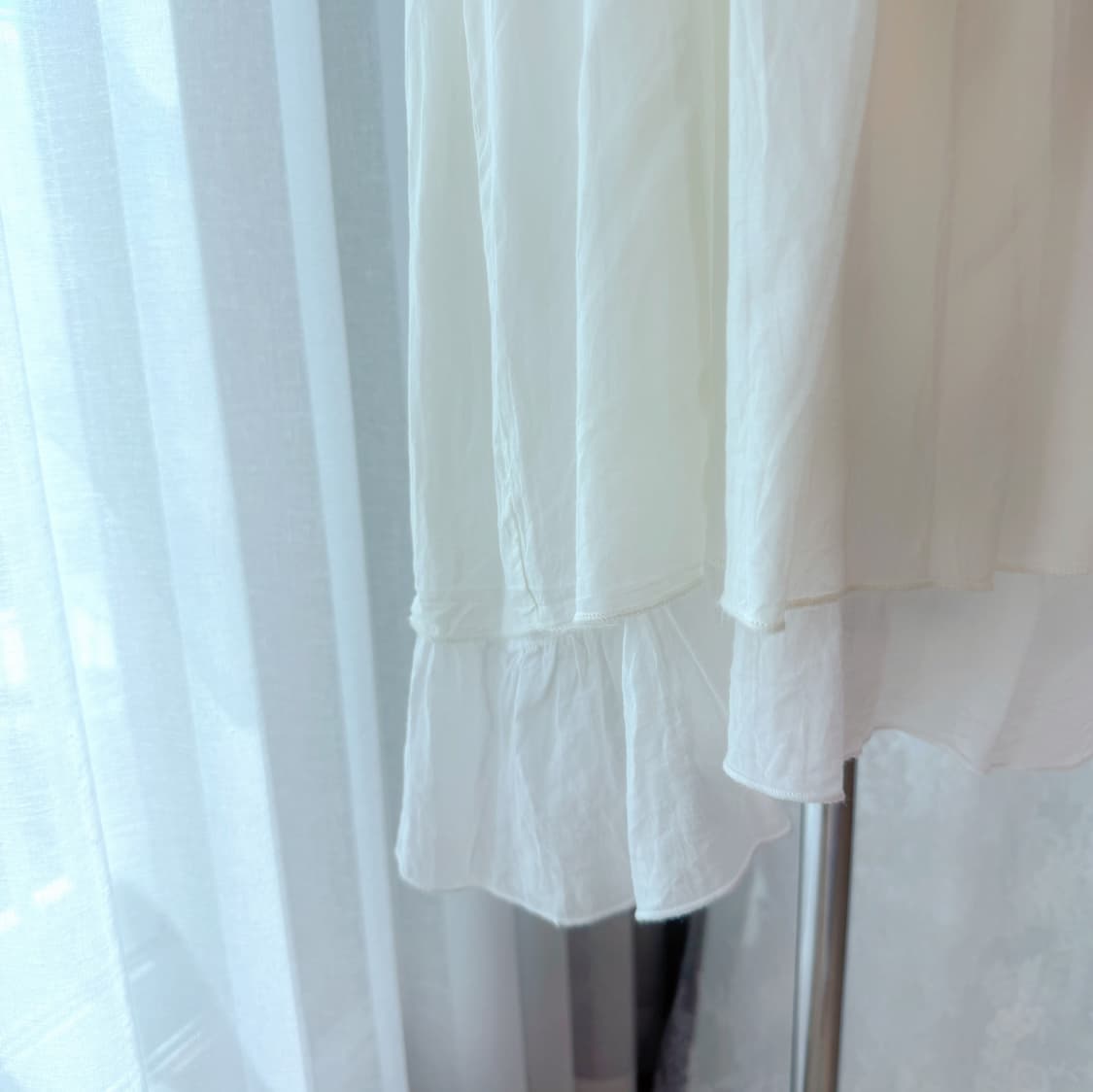 아이보리 레이어드 슬리브리스 상품이미지3