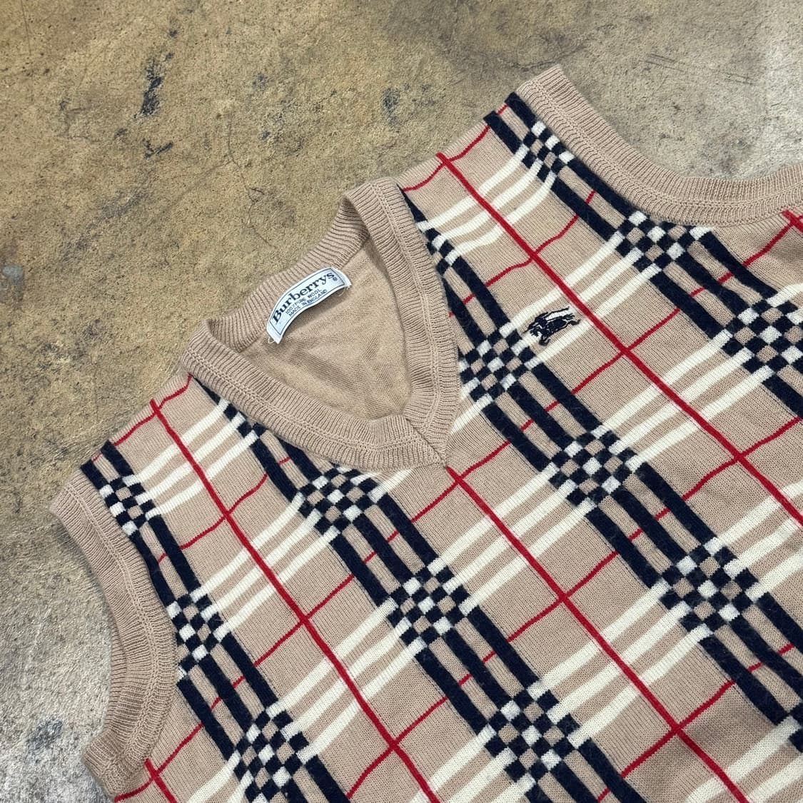 버버리 브라운 베이지 체크 니트 조끼  상품이미지1