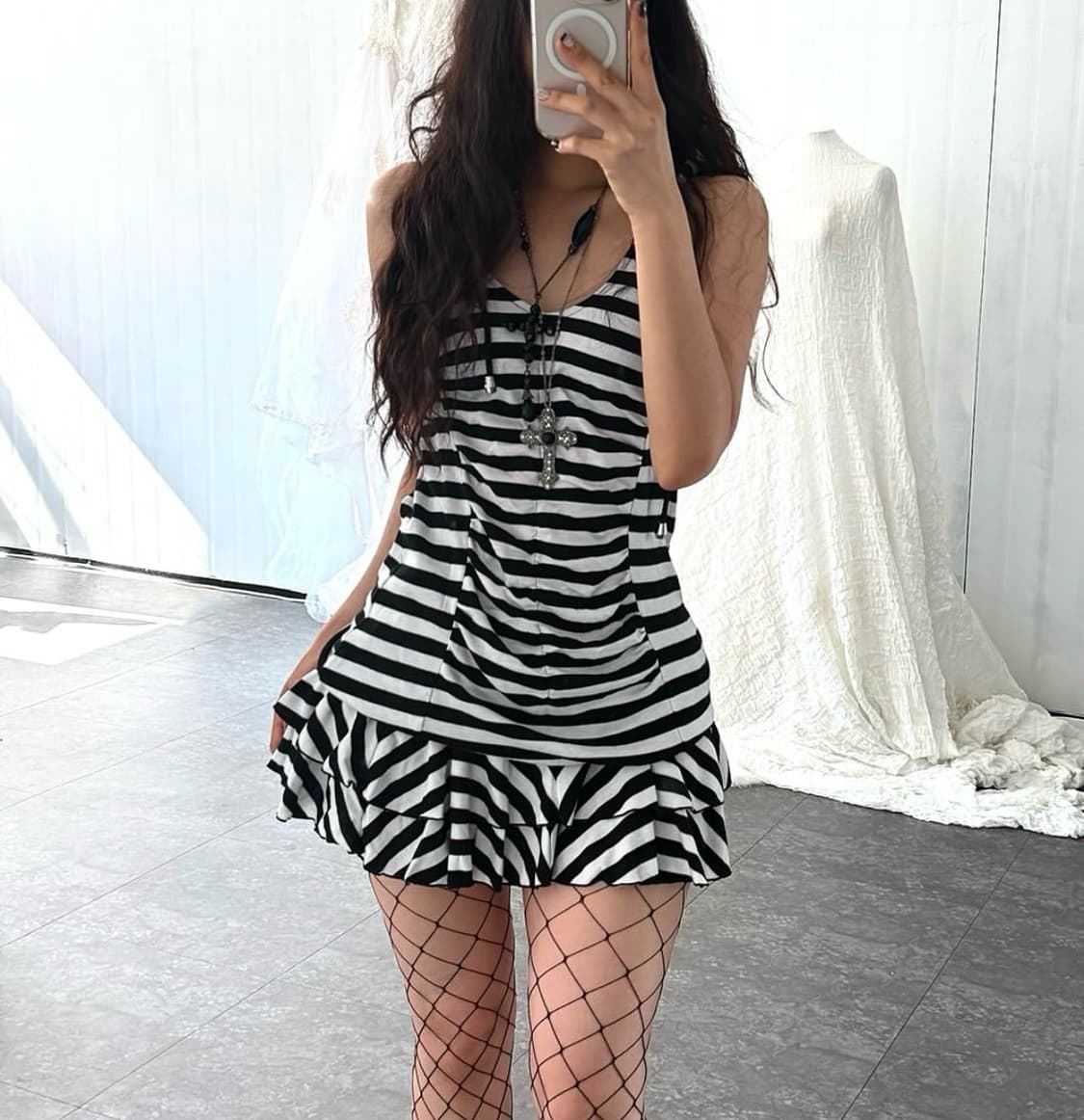 오네갸루깔 홀터넥 후드 원피스 상품이미지1