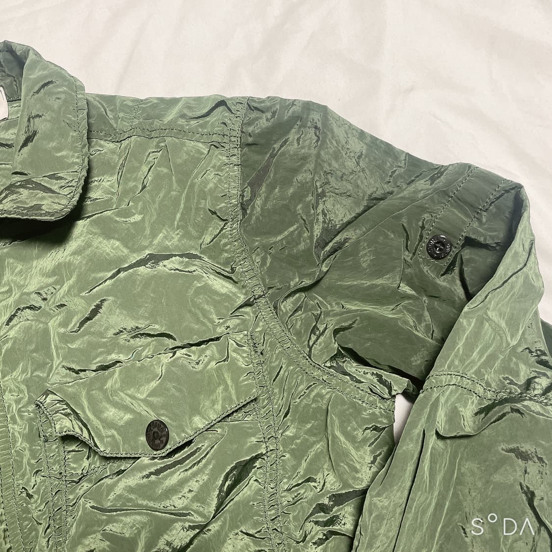 스톤아일랜드 나일론 셔츠 자켓 (와펜x) 상품이미지3