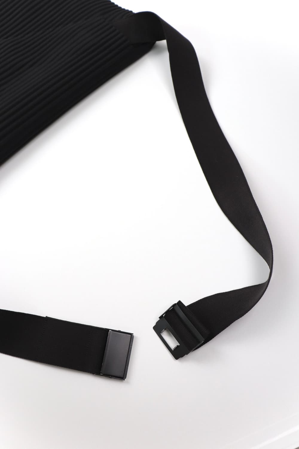 옴므플리세 Messenger Bag Black 상품이미지7