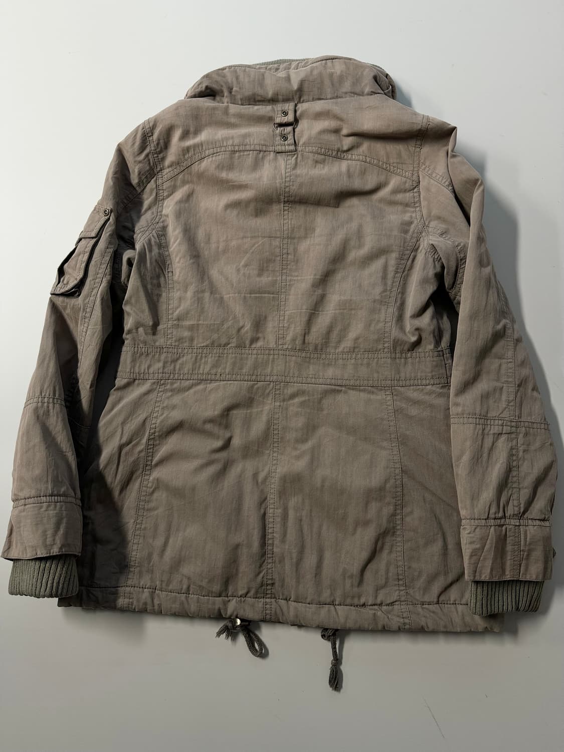 하이 넥 스트링 유틸리티 히든 후디드 자켓 상품이미지9