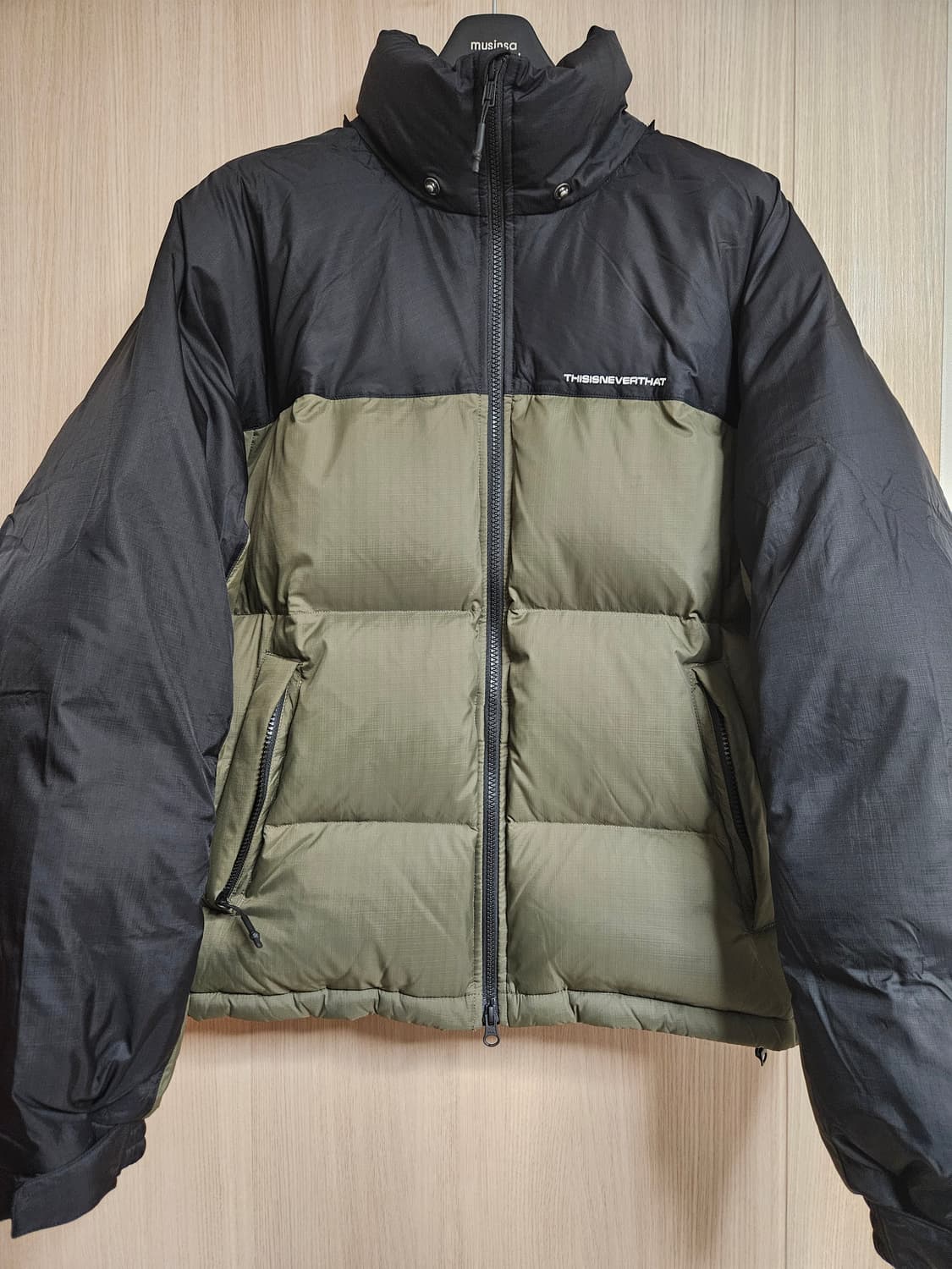 디스이즈네버댓 립스탑 패딩 L 상품이미지1