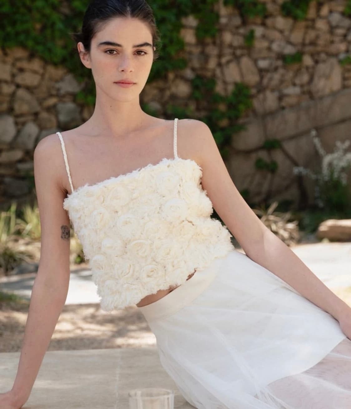 더티스 로즈 슬리브리스 탑 아이보리 S 상품이미지1