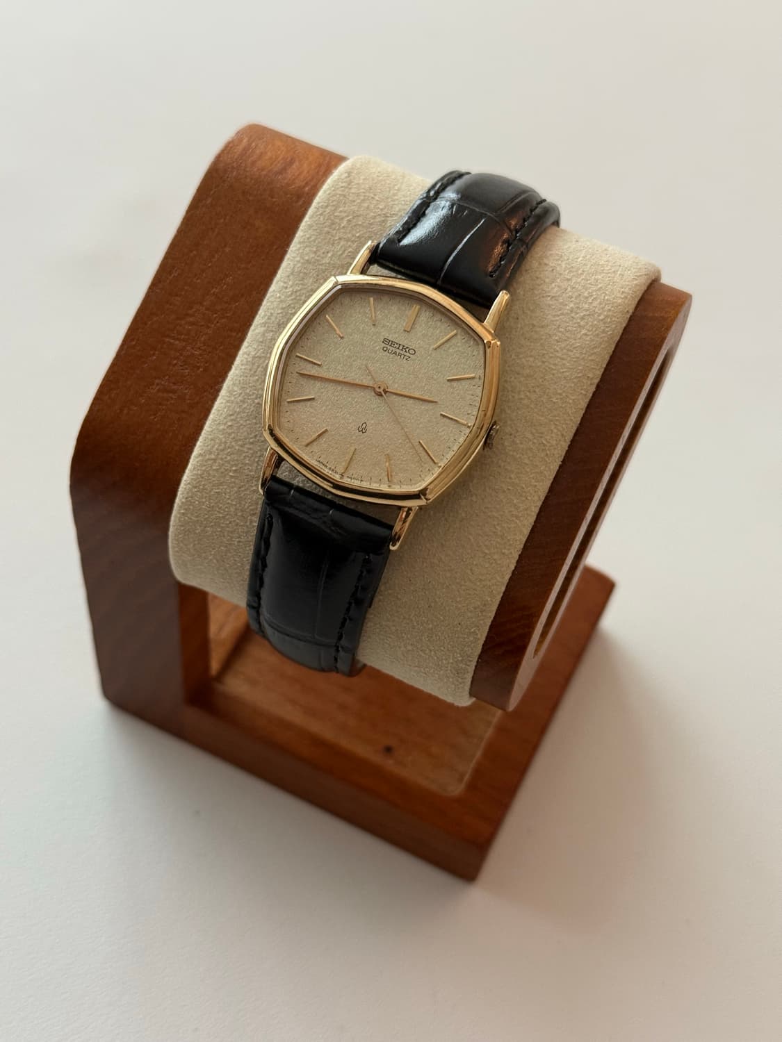 세이코 Seiko 쿼츠 스퀘어 샴페인 골드 상품이미지1