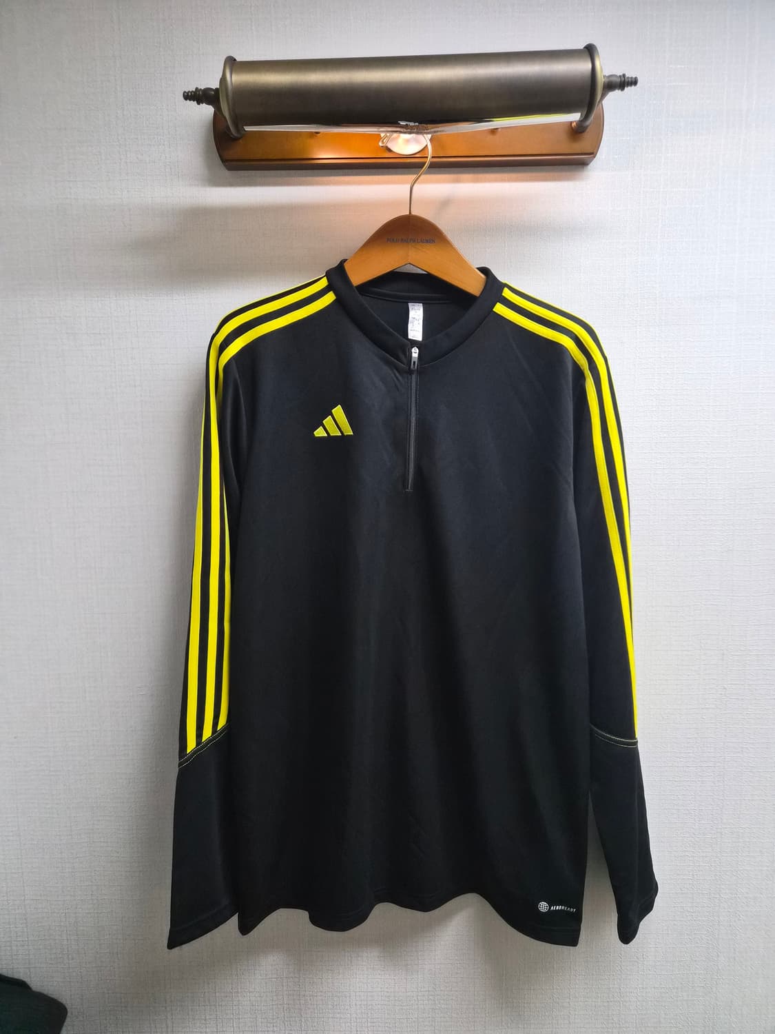 2XL) 아디다스 쿼터집업 트레이닝 탑 팝니다 상품이미지1