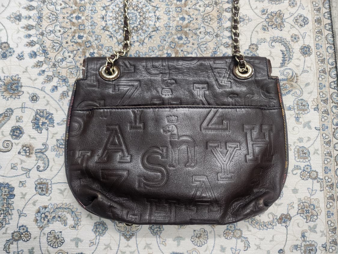 헤지스 HAZZYS 로고 엠보싱 체인 숄더백 상품이미지4