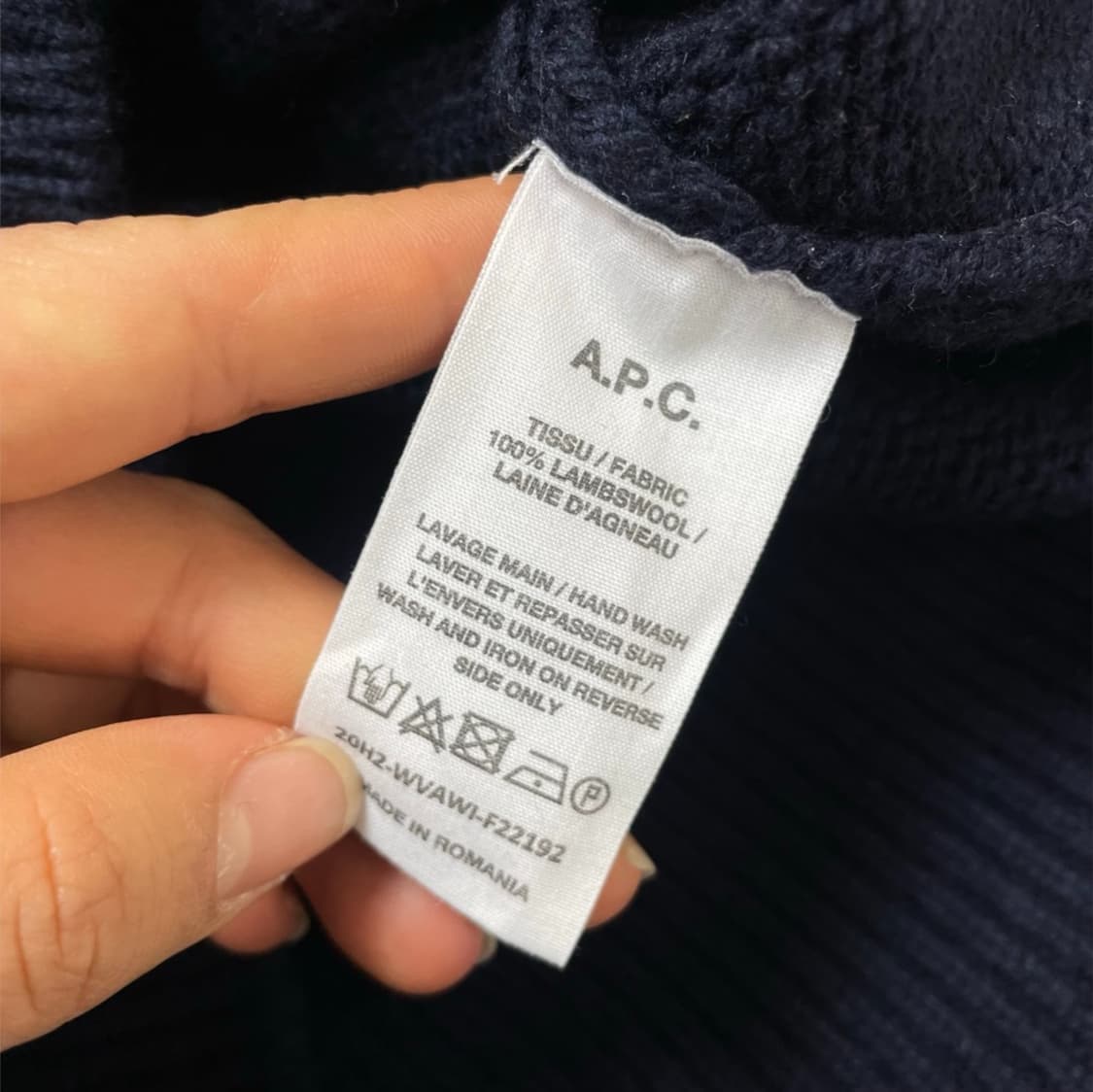 아페쎄 A.P.C.  네이비 램스울 브이넥 가디건 XS 상품이미지3