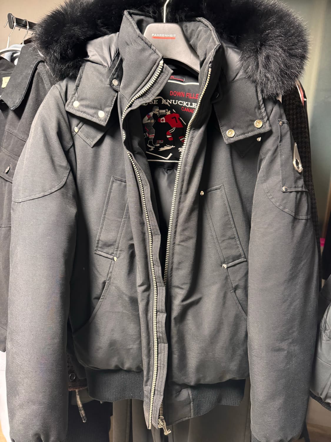 무스너클 국내매장판 블랙폭스퍼 MM 상품이미지1