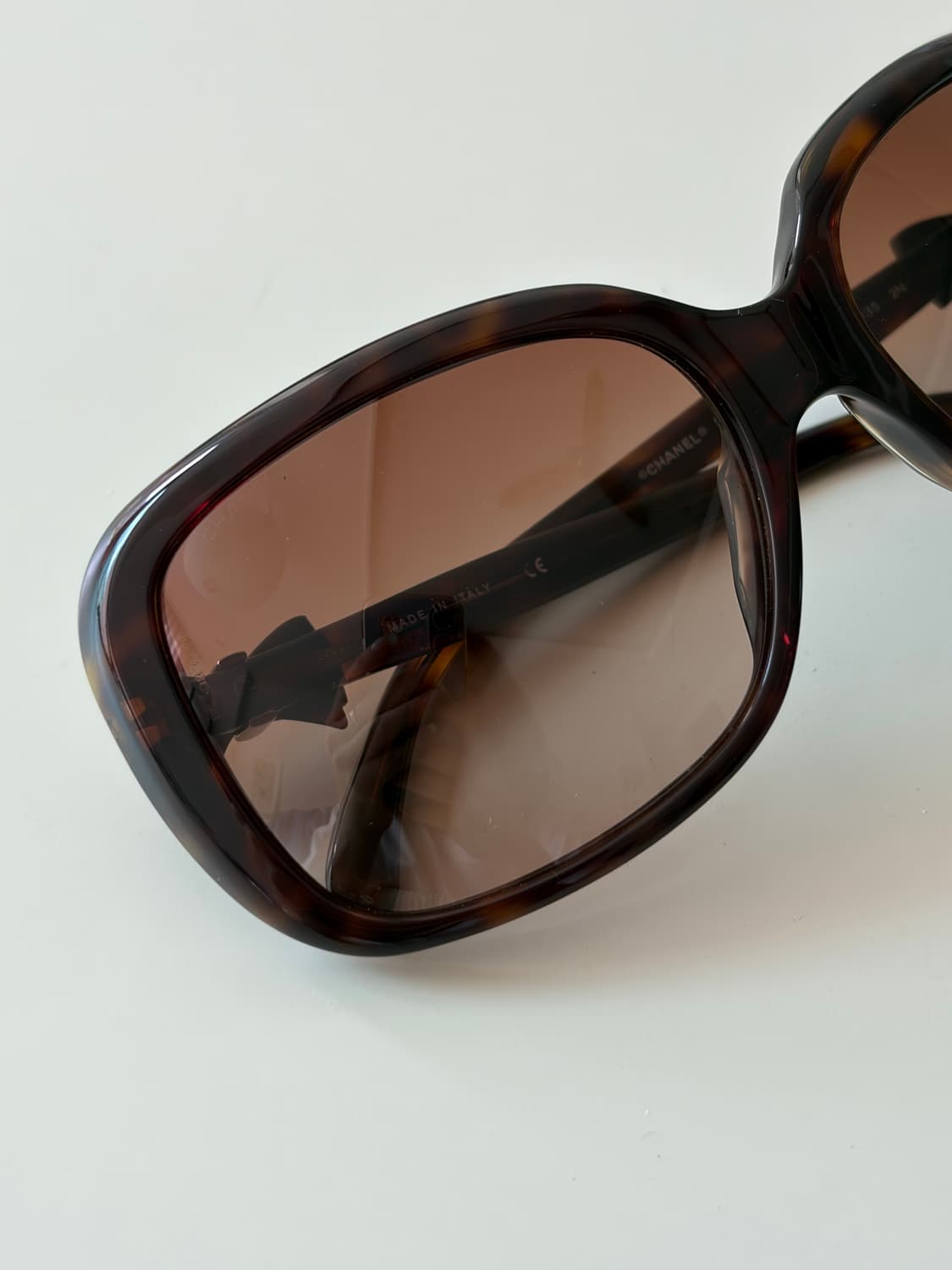 샤넬 리본 선글라스  상품이미지6
