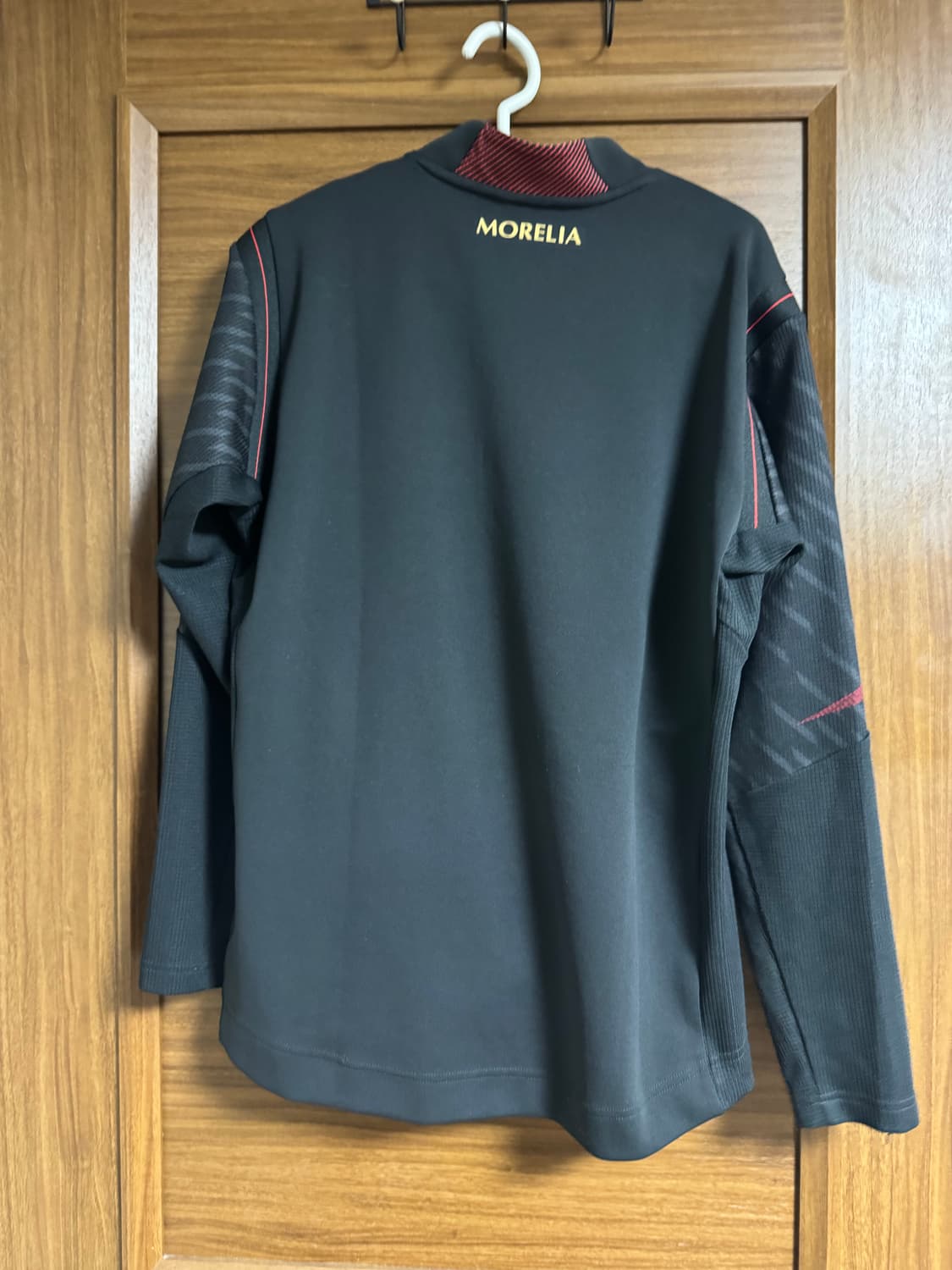 미즈노 모렐리아 집업 상품이미지4