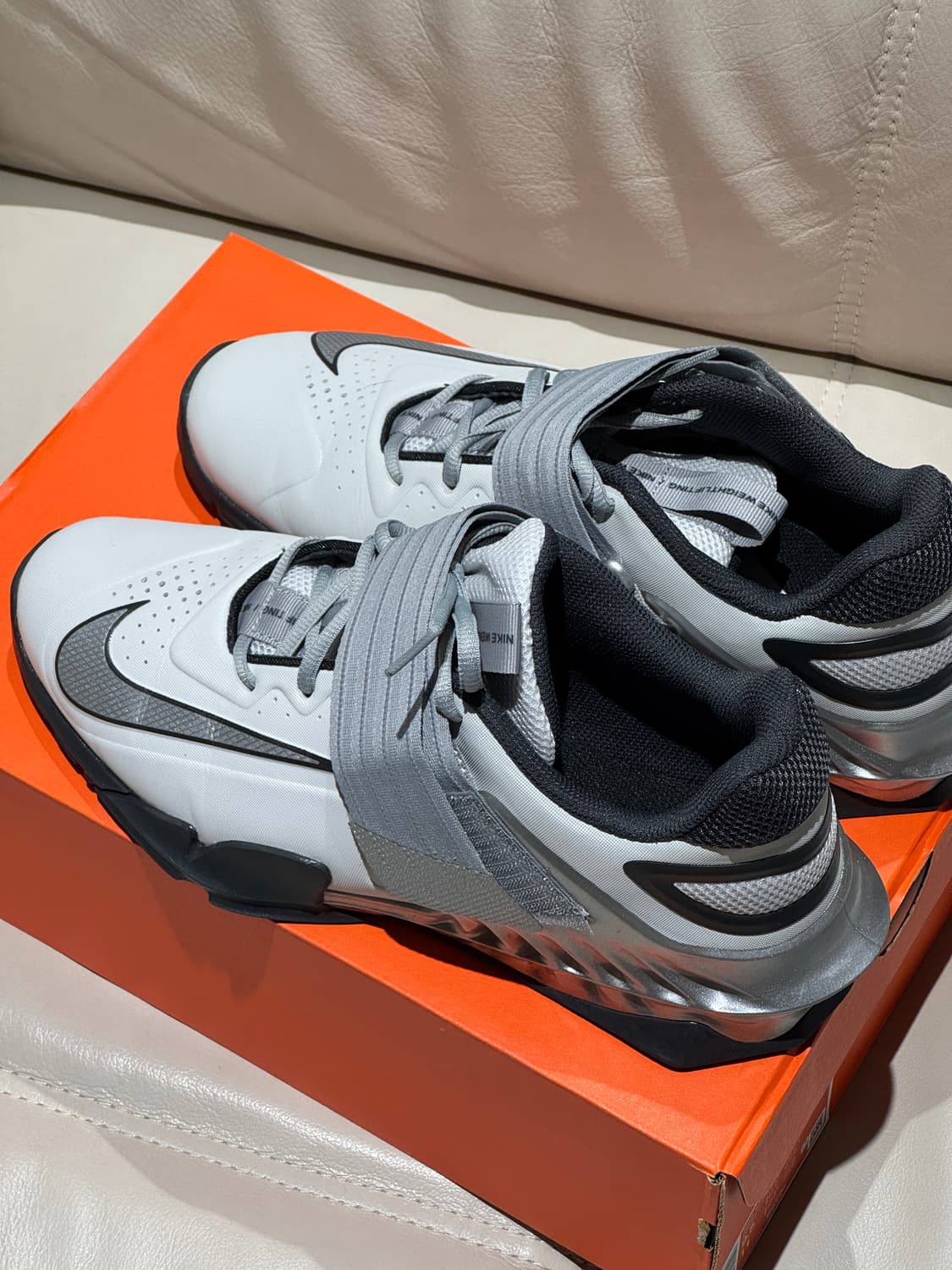 나이키 사발레오 신형 275 상품이미지4